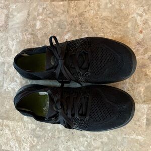 NIKE Free FlyKnit Running Shoe Women Size 7.5 Color Black